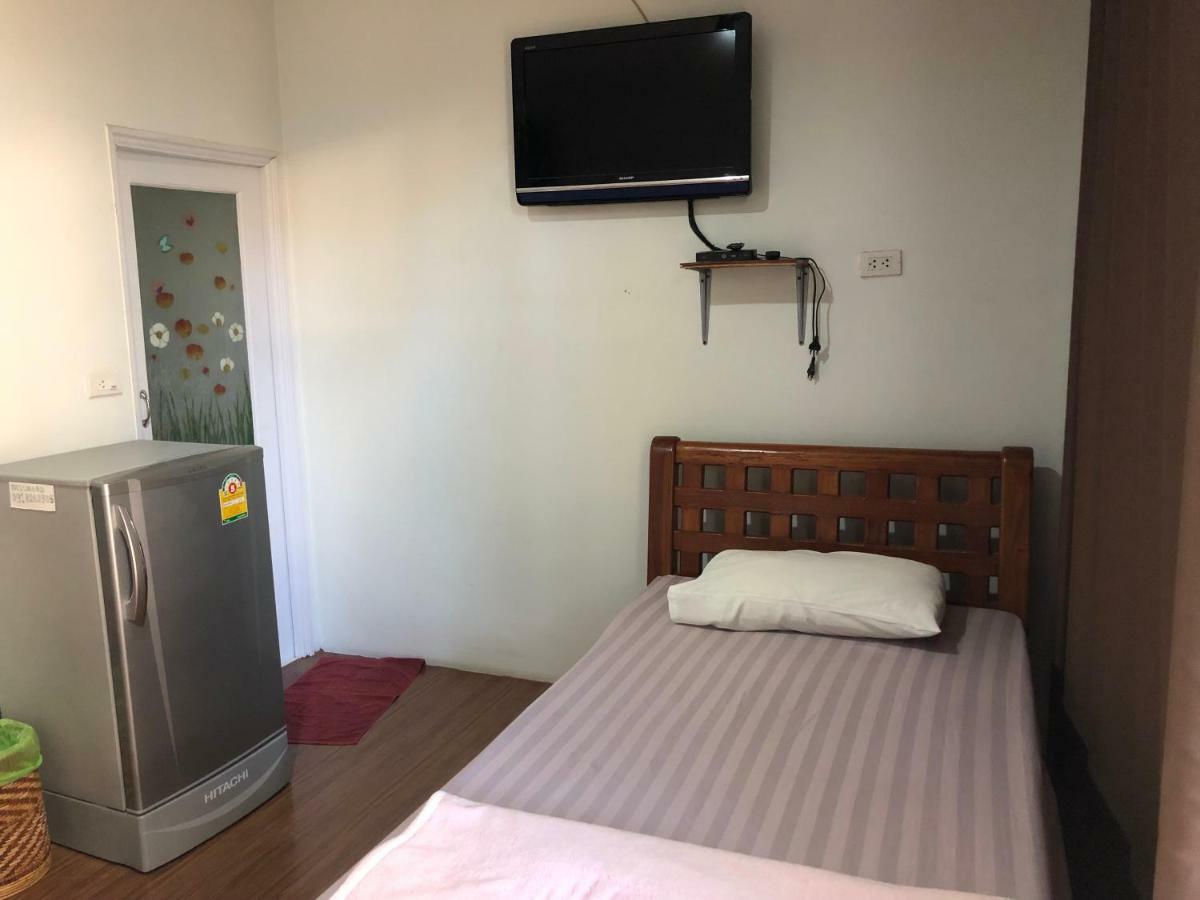 The Point At Airport Aparthotel Nai Yang Bagian luar foto